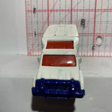 White Ambulance 2002 Mcdonalds Matchbox Diecast Car
