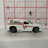 White Roadkill Removal Fandango Hot Wheels Diecast Car