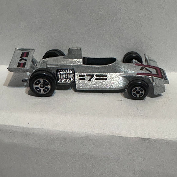 Silver #1306 Brabham BT44 Formula 1 Yatming Diecast Car