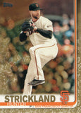 #153 Hunter Strickland San Francisco Giants Gold 964/2019 2019 Topps Series 1 Baseball