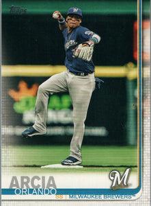 #272 Orlando Arcia Milwaukke Brewers 2019 Topps Series 1 Baseball Card