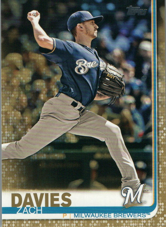 #122 Zach Davies 1450/2019 Gold Milwaukee Brewers 2019 Topps Series 1 Baseball Card