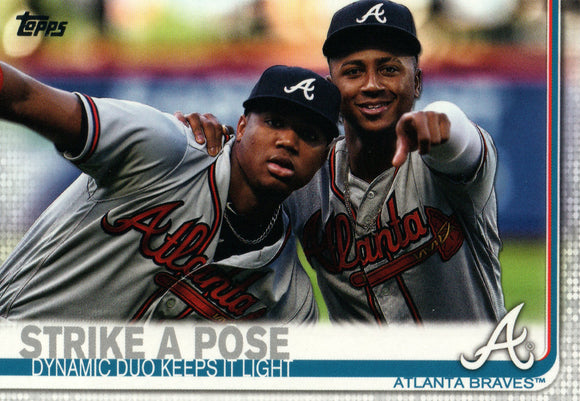 #508 Strike A Pose Atlanta Braves 2019 Topps Series 2 Baseball Card