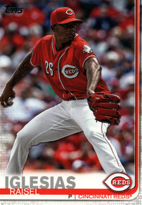 #465 Raisel Iglesias Cincinnati Reds 2019 Topps Series 2 Baseball Card