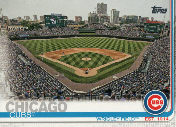 #197 Wrigley Field Chicago Cubs 2019 Topps Series 1 Baseball Card DAW
