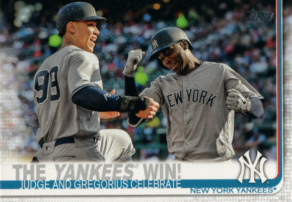 #14 Judge and Gregorius Celebrate The Yankees Win New York Yankees 2019 Topps Series 1 Baseball Card EAD