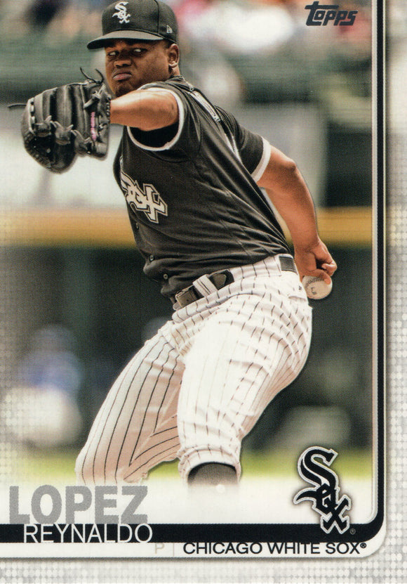 #111 Reynaldo Lopez Chicago White Sox 2019 Topps Series 1 Baseball Card EAL