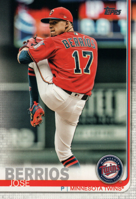 #302 Jose Berrios Minnesota Twins 2019 Topps Series 1 Baseball Card EAM