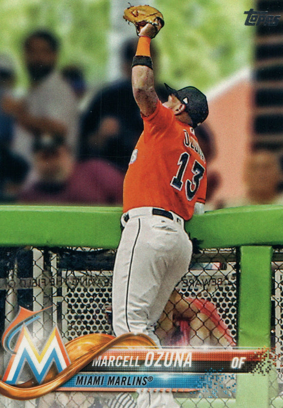 #132 Marcell Ozuna Miami Marlins 2018 Topps Series 1 Baseball Card EAW