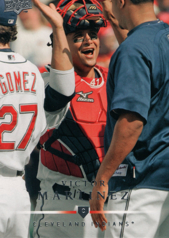 #126 Victor Martinez Cleveland Indians 2018 Topps Series 1 Baseball Card FAO