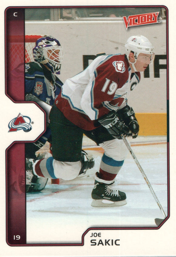 #53 Joe Sakic Colorado Avalanche 2002-03 Upper Deck Victory Hockey Card