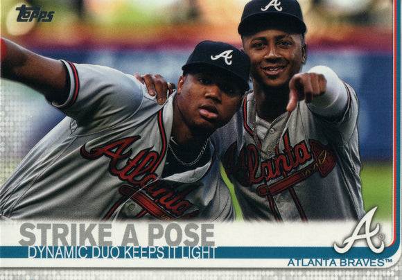 #508 Strike A Pose Dynamic Duo Keeps It Light Atlanta Braves 2019 Topps Series 2 Baseball Card GAM