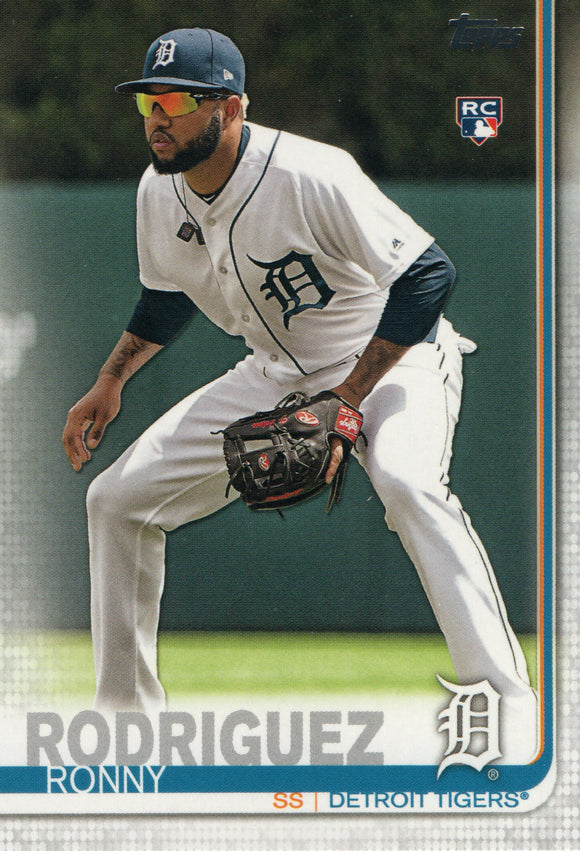#667 Ronny Rodriguez Rookie Detroit Tigers 2019 Topps Series 2 Baseball Card GAT
