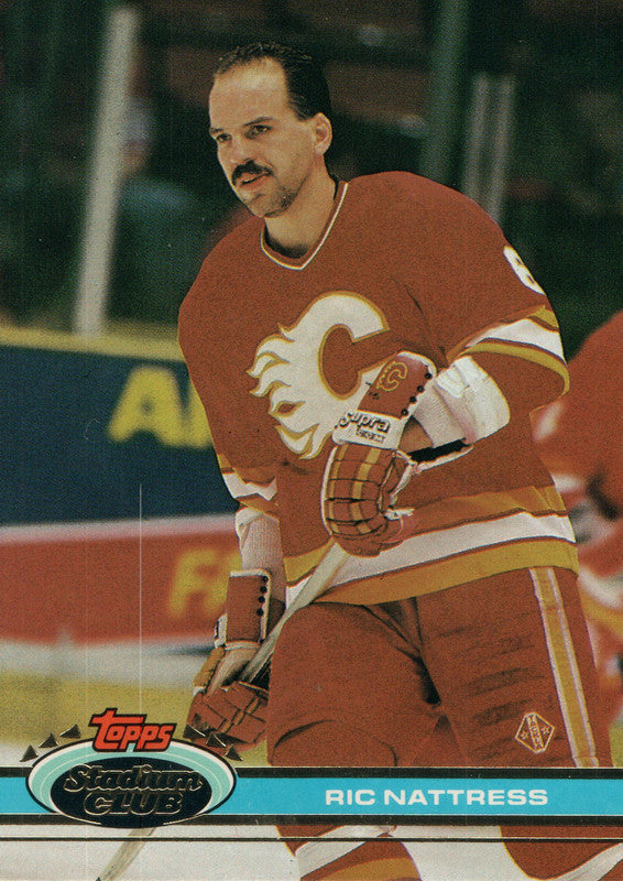 #217 Ric Nattress Calgary Flames 1990-91 Topps Stadium Club Hockey Card OU
