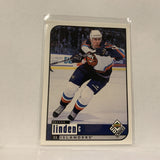 #122 Trevor Linden New York Islanders   1998-99 UD Collectors Choice Hockey  Card A1L