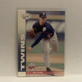 #84 Eric Milton Minnesota Twins 2002 Donruss Leaf Baseball Card HQ