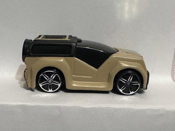 Tan FM Rover Maisto Diecast Car