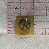 Canadian Olympics Nova   Lapel Pin