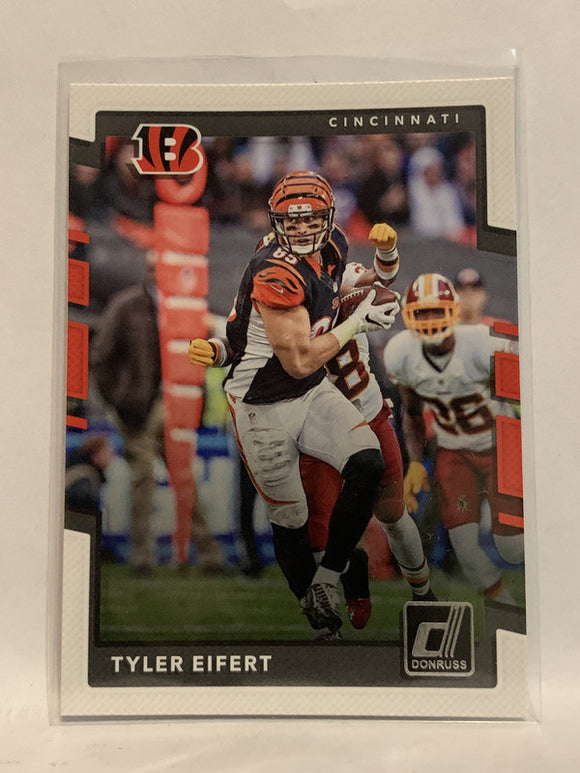 #221 Tyler Eifert Cincinnati Bengals 2017 Donruss Football Card