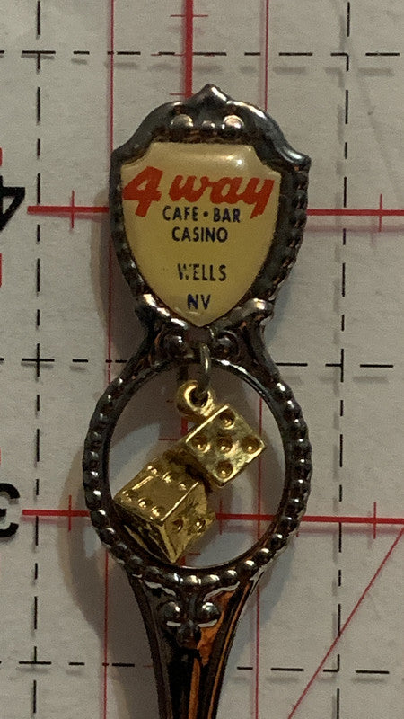 4 Way Cafe Bar Casino Wells Nevada Dice   Souvenir Spoon