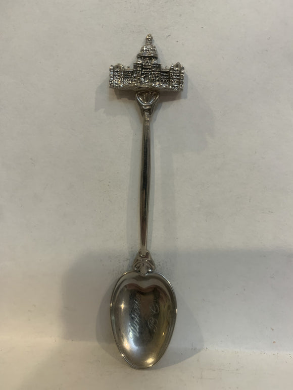 Victroia BC Parlament Building Souvenir Spoon