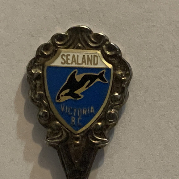 Sealand Victoria BC Orca Killer Whale Canada collectable Souvenir Spoon PA