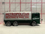 Green Metropolitan Heating & Fuel Oil Gas Tanker Maisto Diecast Car
