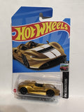 Gold McLaren Elva HW Roadsters 6/10 82/250 HKH40-M7C5 2021 Hot Wheels Diecast Car