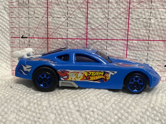 Blue Circle Tracker 2013 Mcdonalds Hot Wheels Diecast Car