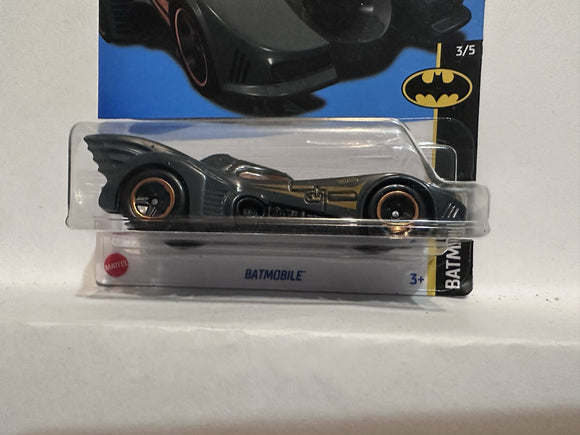 Black Batmobile Batman 3/5 103/250 HKG99 2021 Hot Wheels Diecast Car