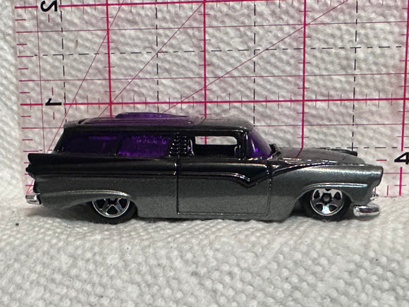 Black 8 Crate 2002 Hot Wheels Diecast Car