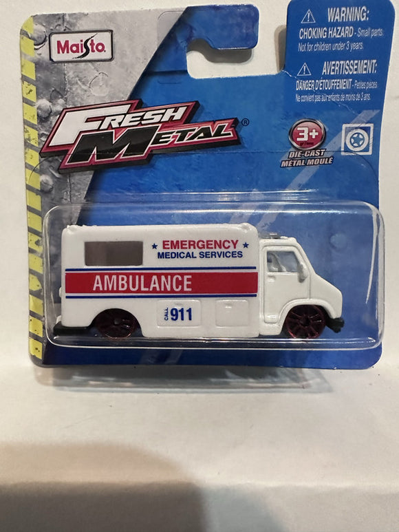 White Ambulance Fresh Metal 2018 Maisto Diecast Car