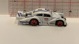 White Volkswagen Kafer Racer DTW93 Hot Wheels Toy Diecast Car