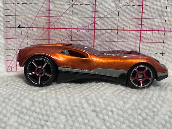 Orange Cul8r 2006 Mcdonalds Hot Wheels Diecast Car