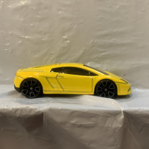 Yellow Lamborghini Gallardo LP 560  Hot Wheels Loose Diecast Car 1/64 HK