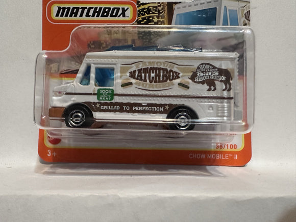White Famous Matchbox Burger Chow Mobile II 35/100 HFR69 2021 Matchbox Diecast Car