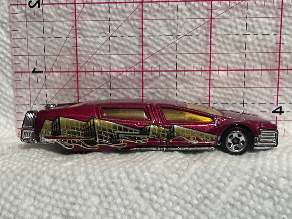 Red Sentinel 400 Limo 2001 Hot Wheels Diecast Car