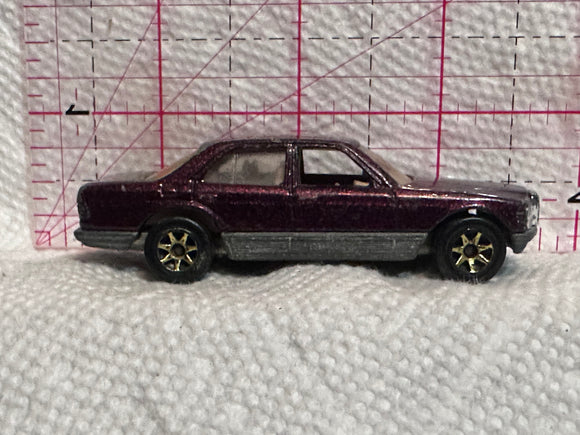 Red Mercedes 380 SEL 1991 Hot Wheels Diecast Car