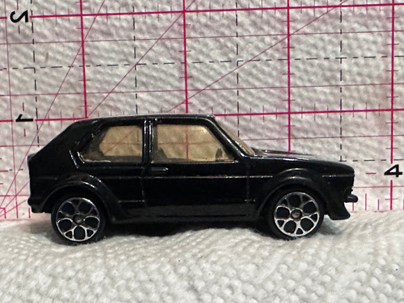 Black VW Golf GTI  Maisto Diecast Car
