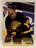 #225 Nathan Lafayette Vancouver Canucks 1994-95 Fleer Ultra Hockey Card