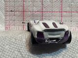 White Queen Velocita BDD03 2014 Hot Wheels Diecast Car