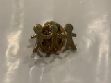 People Holding Hands Lapel Hat Pin CY