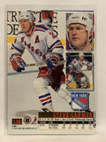 #138 Steve Larmer New York Rangerd 1994-95 Fleer Ultra Hockey Card