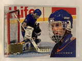 #22 Dominik Hasek Buffalo Sabres 1994-95 Fleer Ultra Hockey Card
