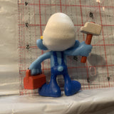 Handy Smurf peyo 2013 Mcdonalds Smurfs Toy Figure Action Figure AA4