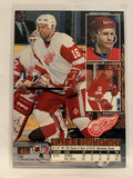 #61 Vladimir Konstantinov Detroit Red Wings 1994-95 Fleer Ultra Hockey Card