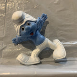 Clumsy Smurf peyo 2013 Mcdonalds Smurfs Toy Figure Action Figure AA10