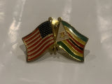 USA Zimbabwae Friendship Flags Lapel Hat Pin DB