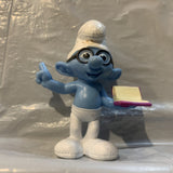 Brainy Smurf peyo 2013 Mcdonalds Smurfs Toy Figure Action Figure AA16