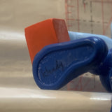 Handy Smurf peyo 2013 Mcdonalds Smurfs Toy Figure Action Figure AA17